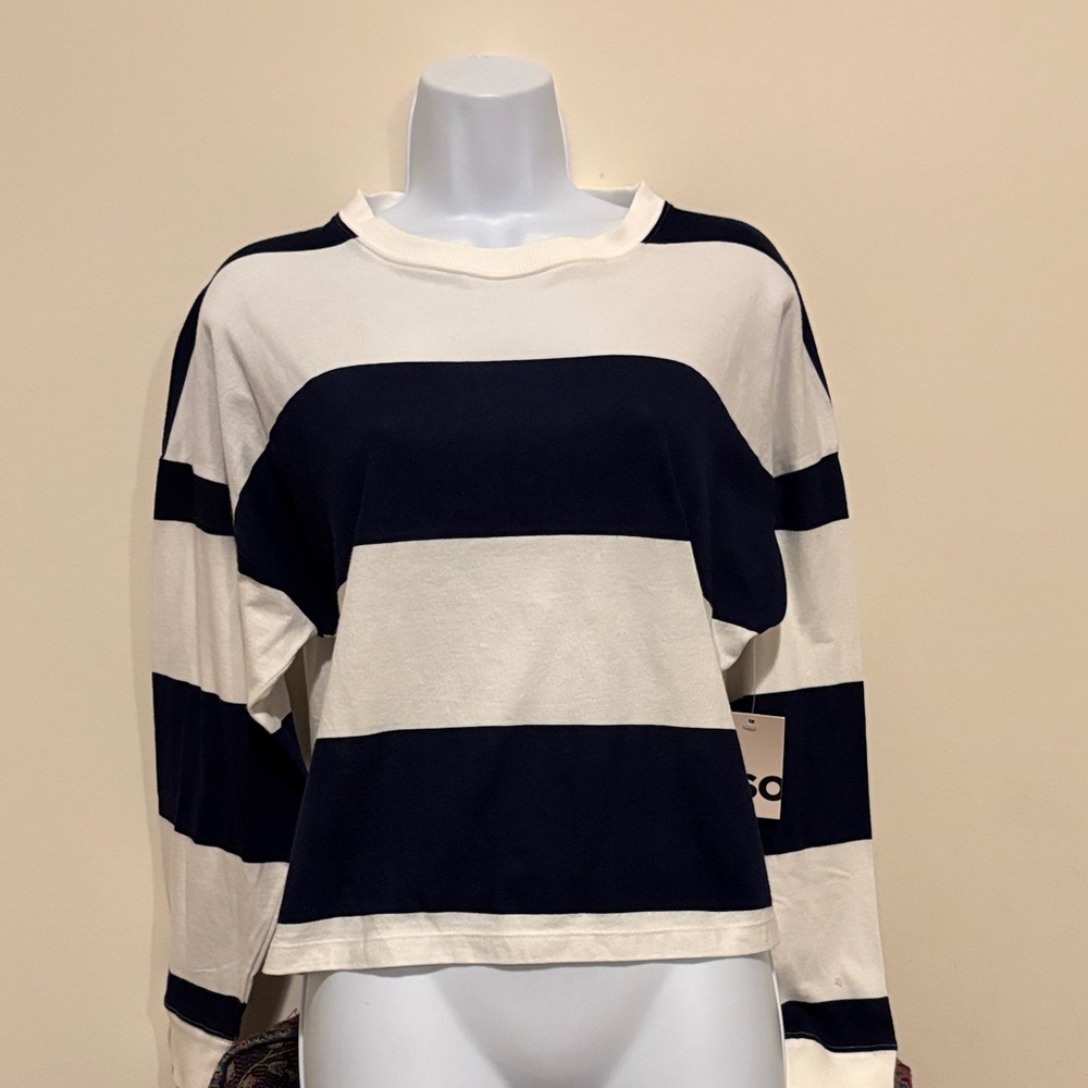 NWT SO Women’s Navy/White Long Sleeve Striped Top in Size Medium